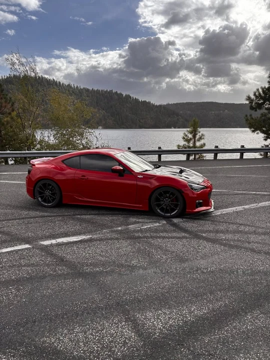 2013 Scion FR-S - Image 2 of 11