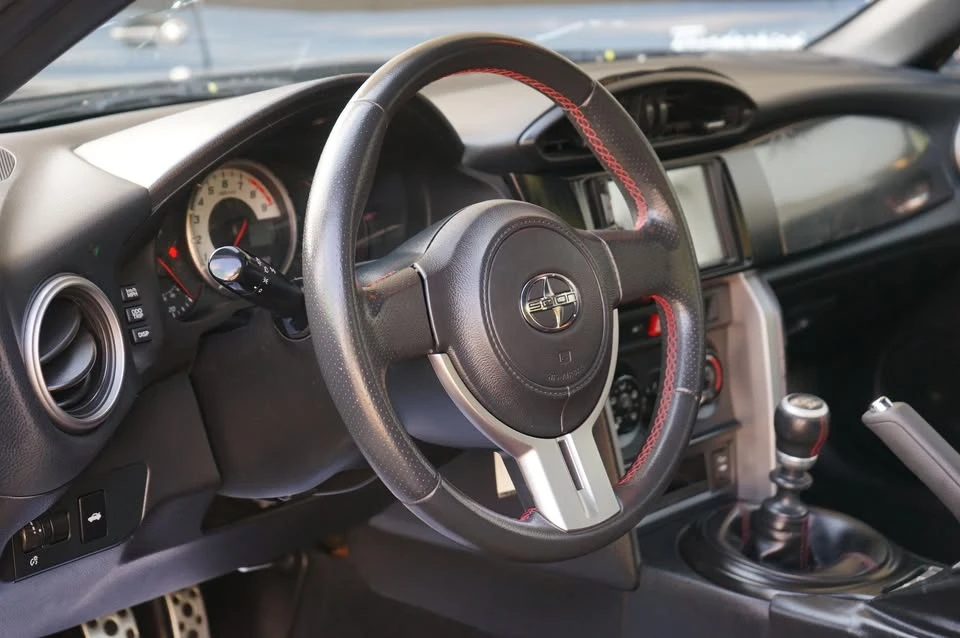 2013 Scion FR-S - Image 11 of 19