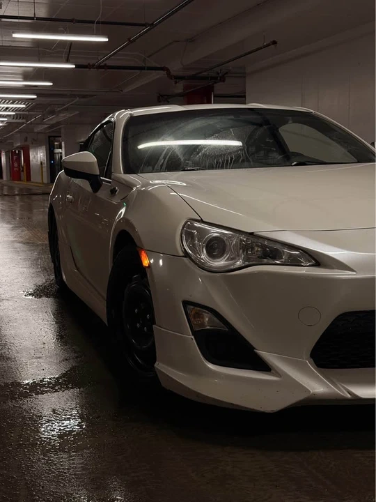 2013 Scion FR-S - Image 8 of 15
