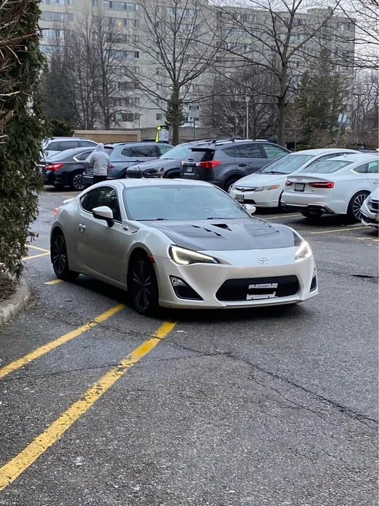 2013 Scion FR-S - Image 2 of 15