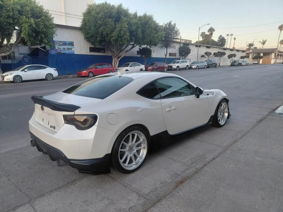 2013 Scion FR-S - Image 12 of 13