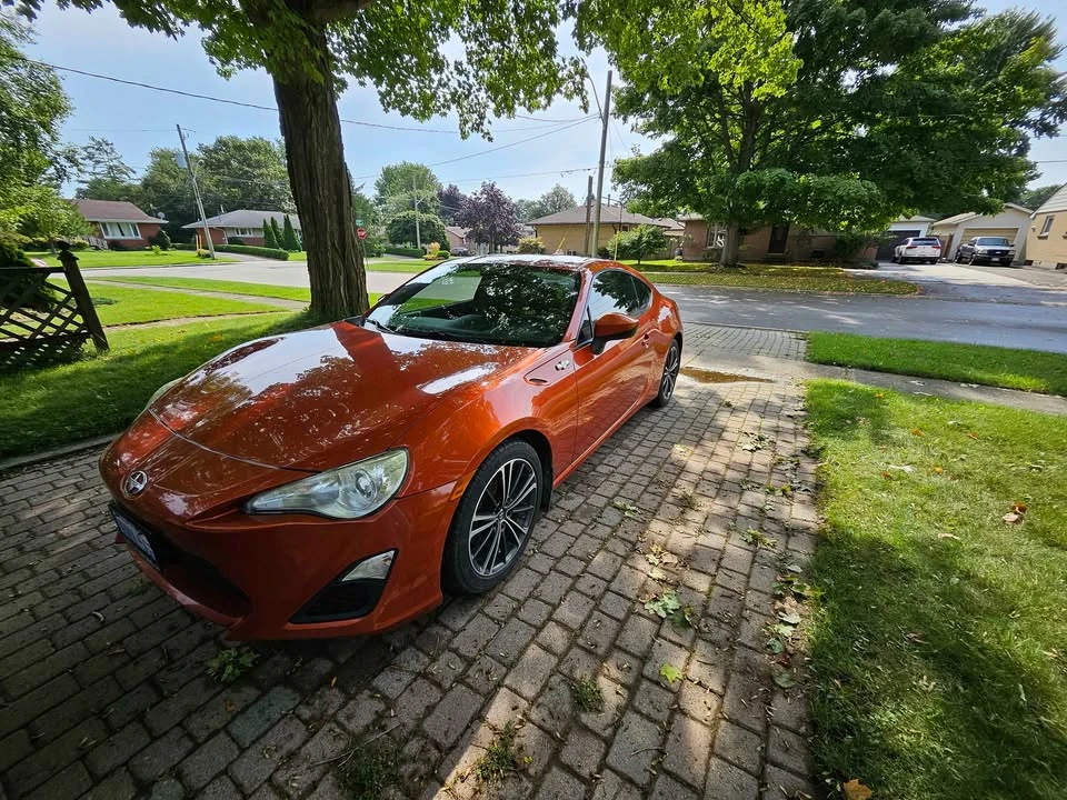 2013 Scion FR-S - Image 2 of 10