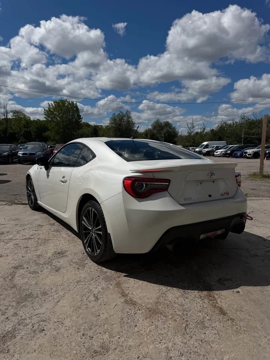 2013 Scion FR-S - Image 6 of 18