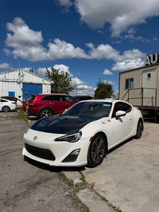 2013 Scion FR-S - Image 2 of 18
