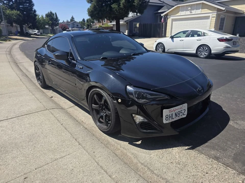 2013 Scion FR-S - Image 2 of 20