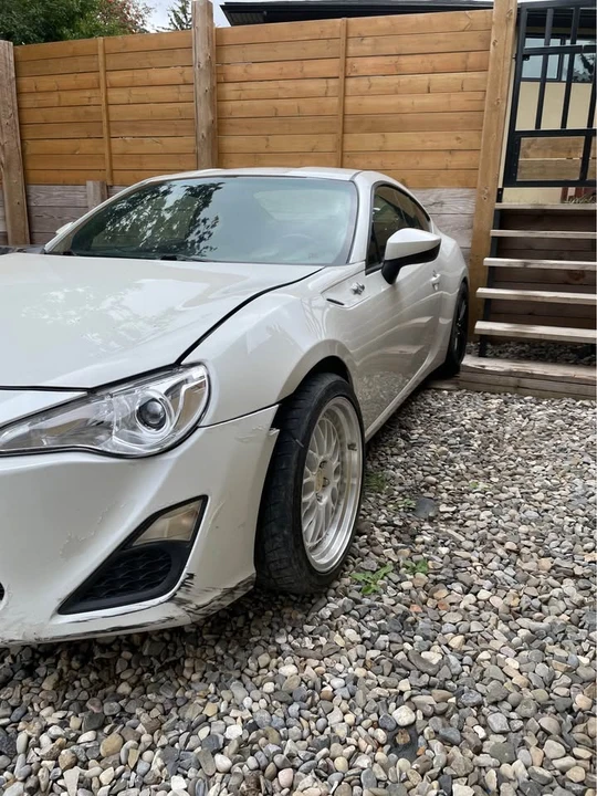 2013 Scion FR-S - Image 2 of 10