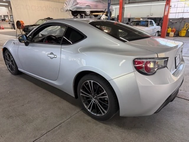 2013 Scion FR-S - Image 2 of 10