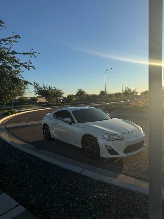 2013 Scion FR-S - Image 2 of 8