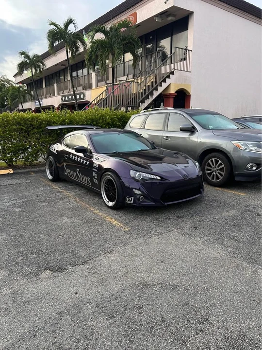 2013 Scion FR-S - Image 6 of 11