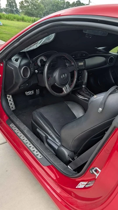 2013 Scion FR-S - Image 5 of 16