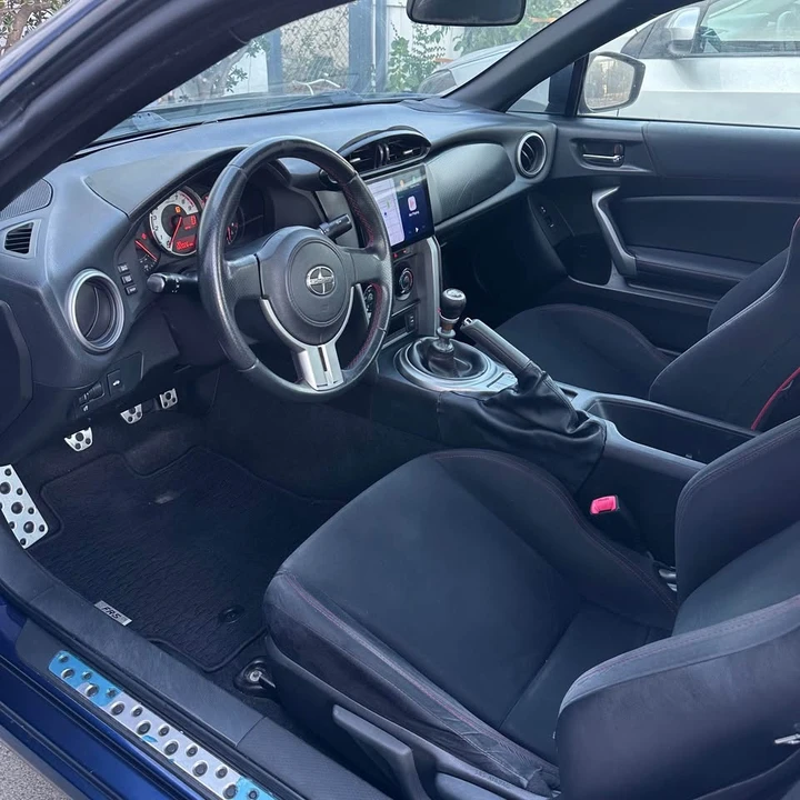2013 Scion FR-S - Image 10 of 16
