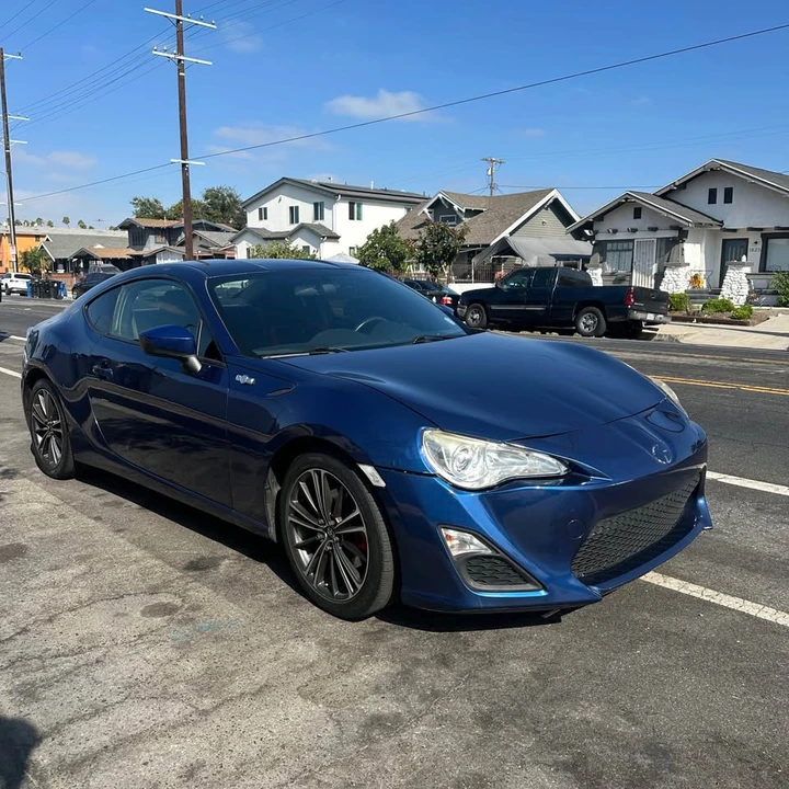 2013 Scion FR-S - Image 4 of 17