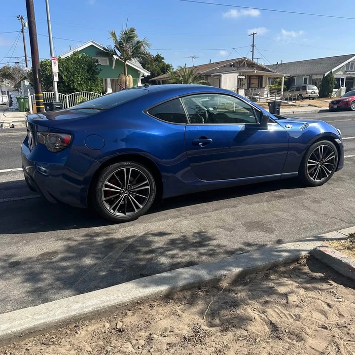 2013 Scion FR-S - Image 2 of 17