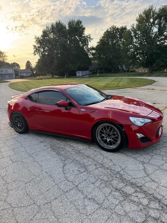 2013 Scion FR-S - Image 2 of 12