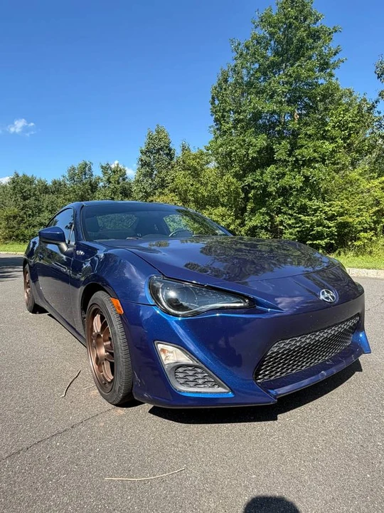 2013 Scion FR-S - Image 2 of 16