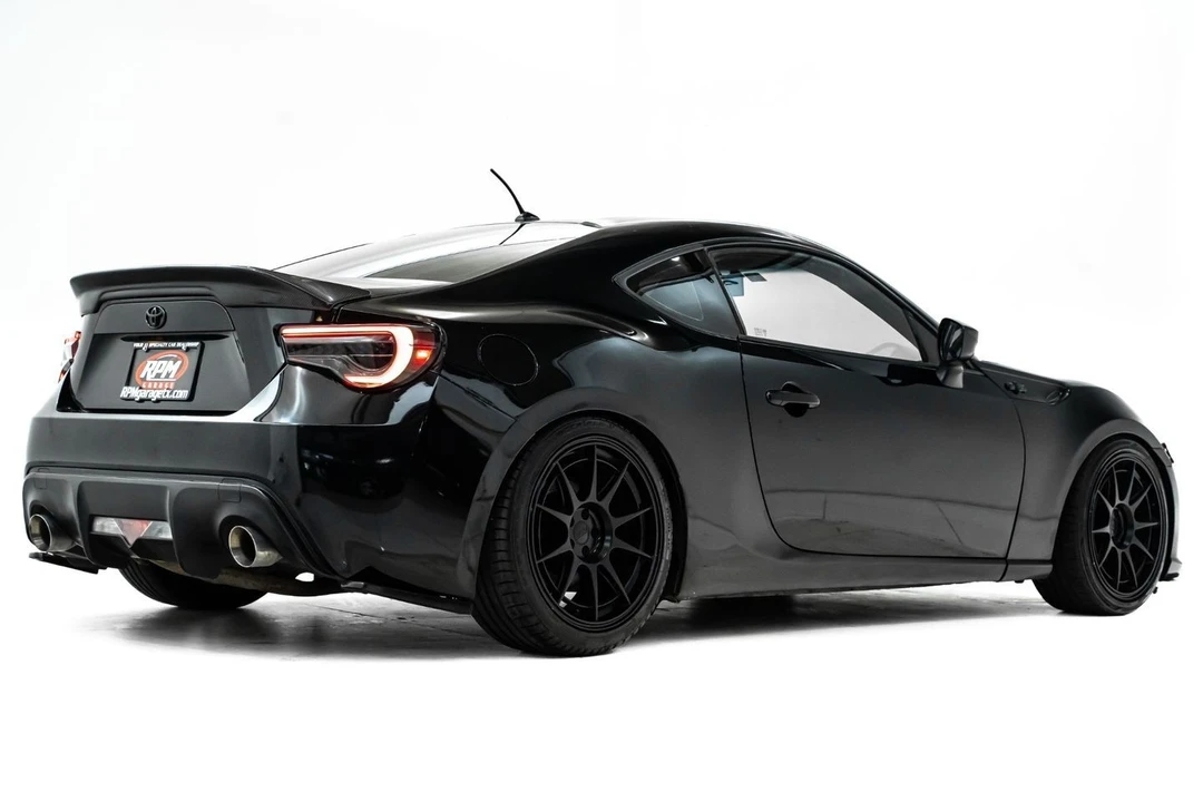 2013 Scion FR-S - Image 5 of 31