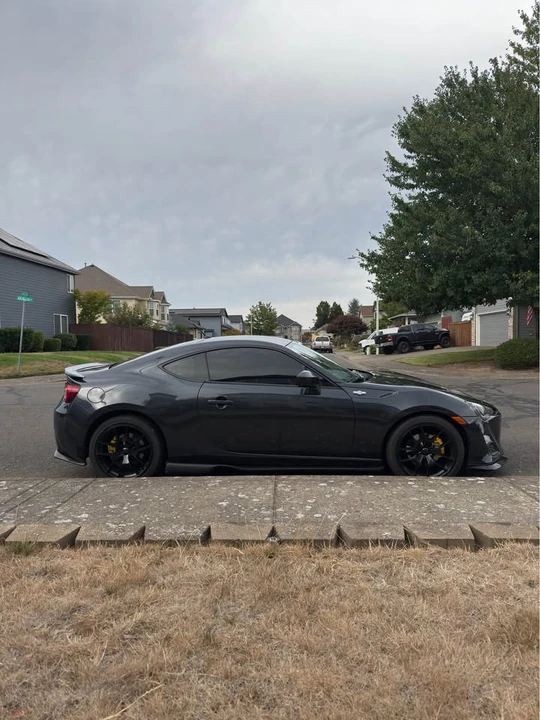 2013 Scion FR-S - Image 7 of 10