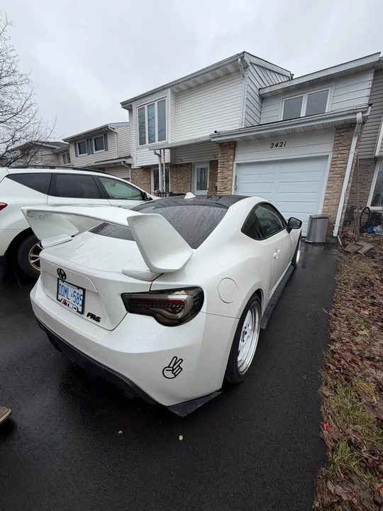 2013 Scion FR-S - Image 4 of 10
