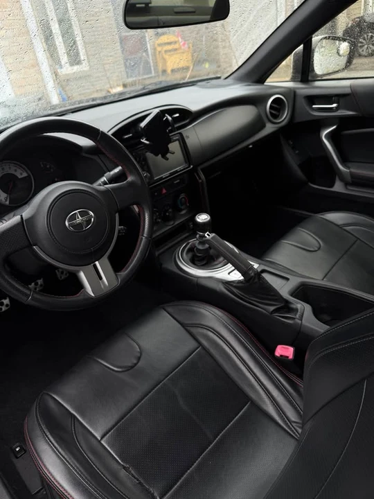 2013 Scion FR-S - Image 6 of 10