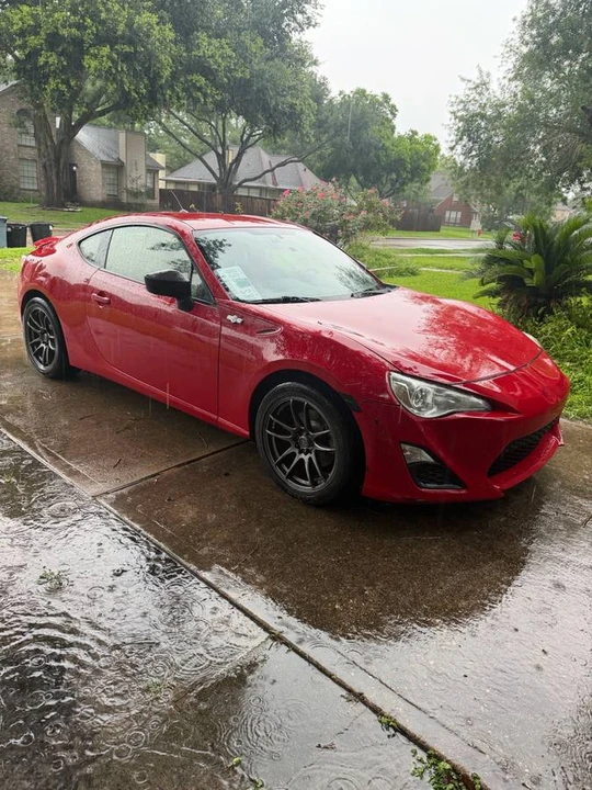 2013 Scion FR-S - Image 10 of 14