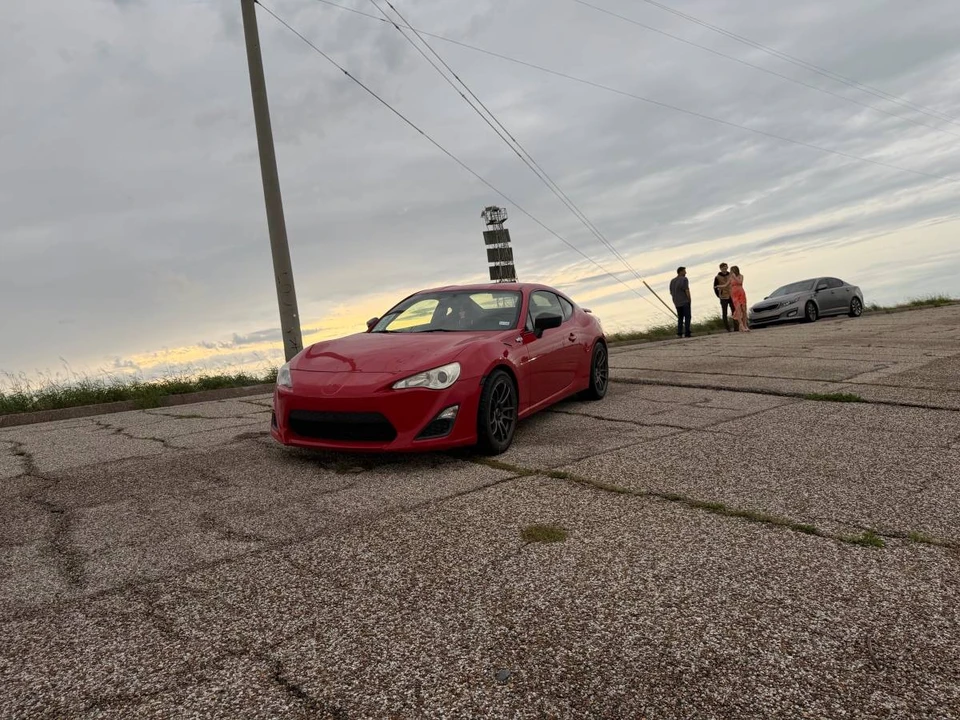 2013 Scion FR-S - Image 6 of 14