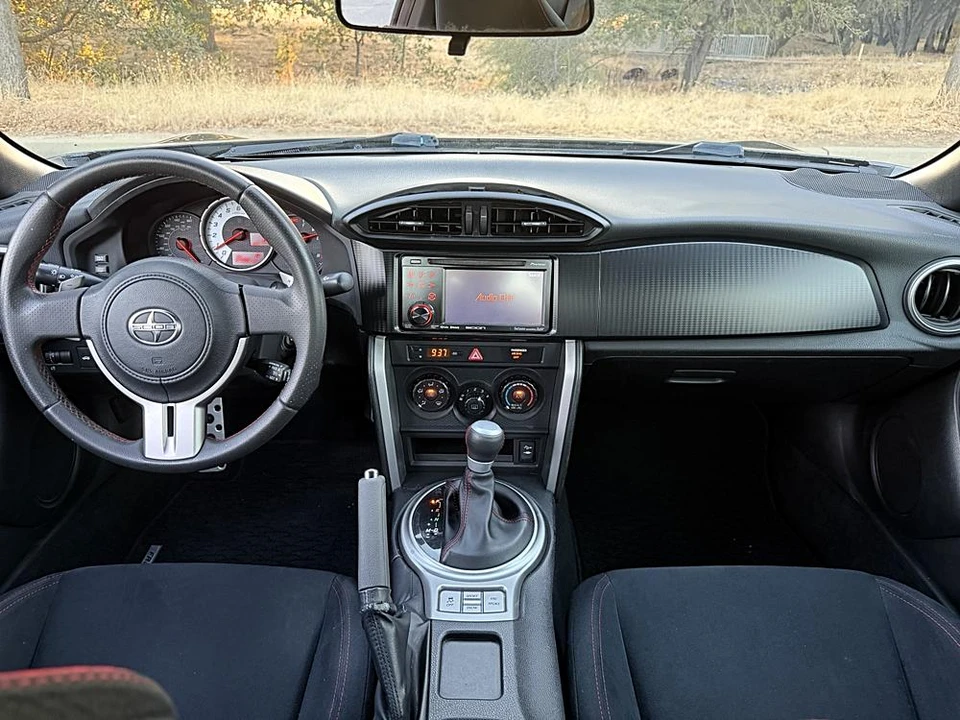 2013 Scion FR-S - Image 14 of 25