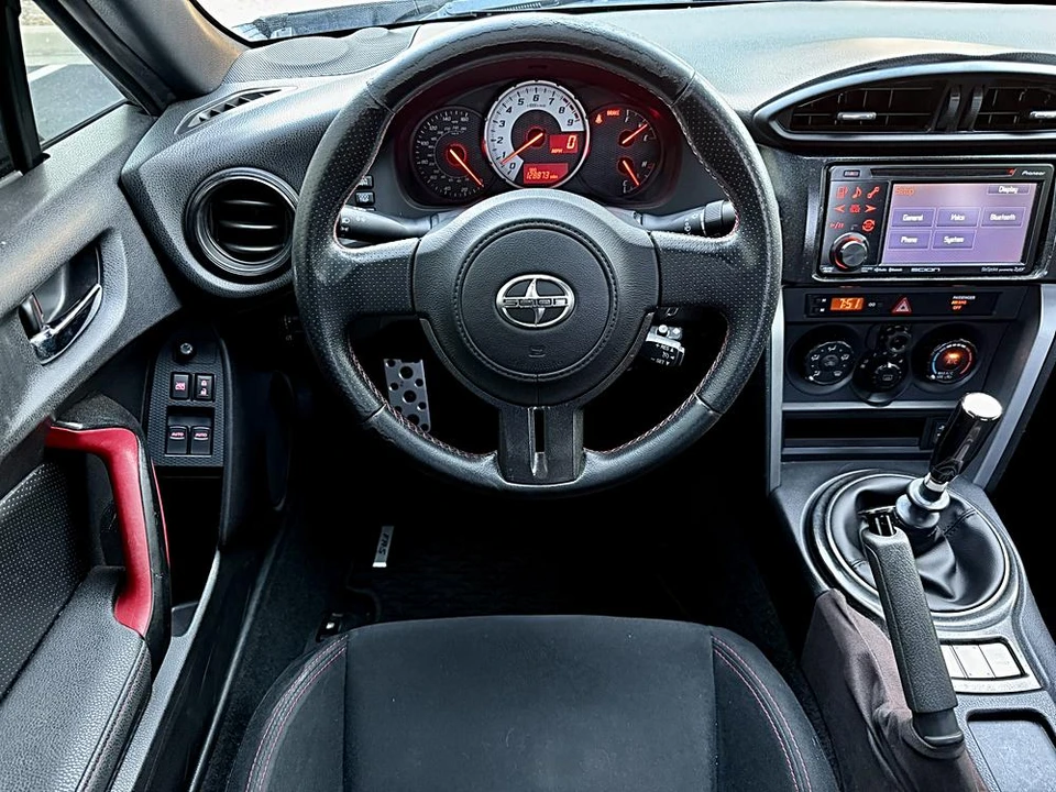 2013 Scion FR-S - Image 14 of 31