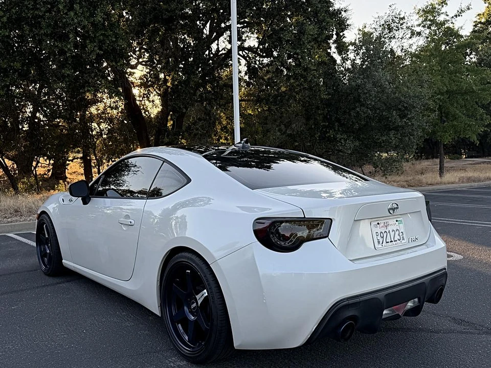 2013 Scion FR-S - Image 7 of 31