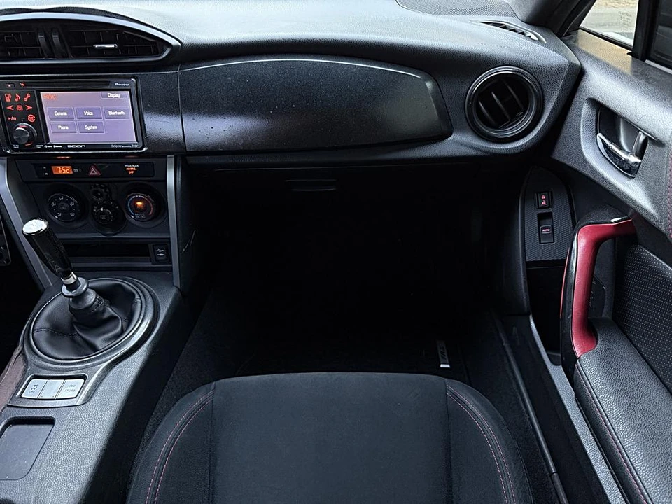 2013 Scion FR-S - Image 21 of 31
