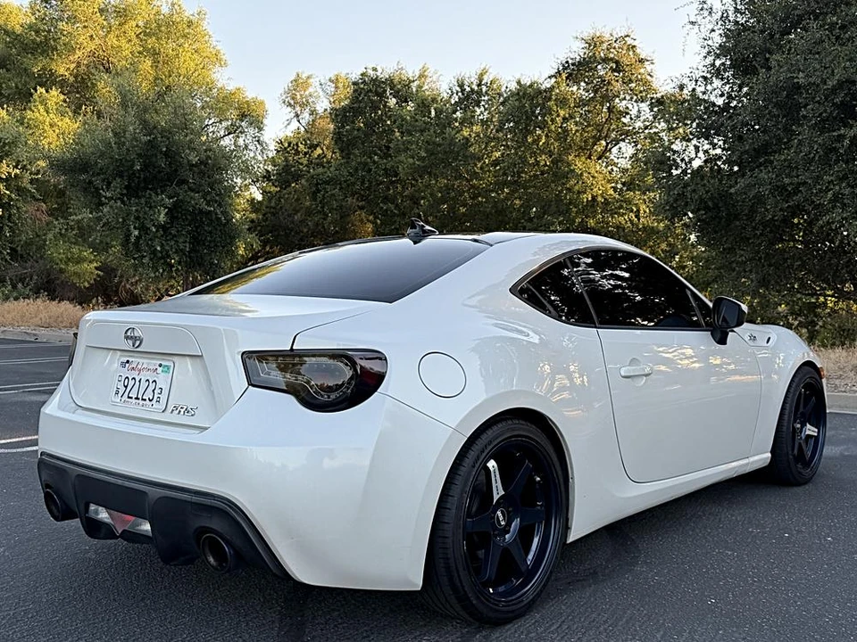 2013 Scion FR-S - Image 9 of 31