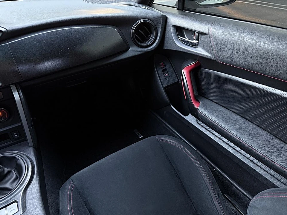 2013 Scion FR-S - Image 20 of 31