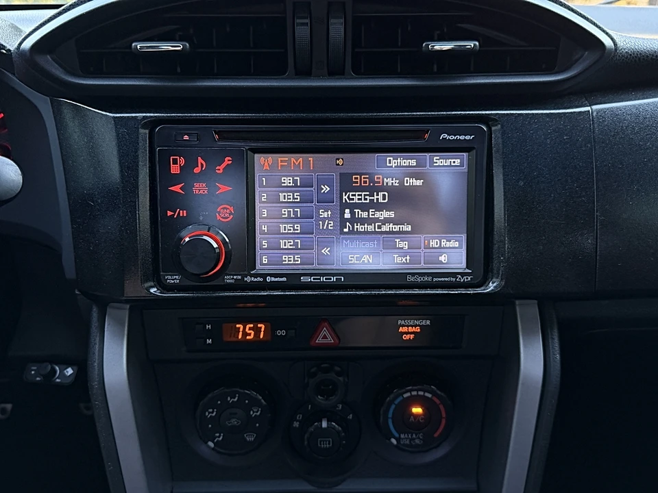 2013 Scion FR-S - Image 25 of 31
