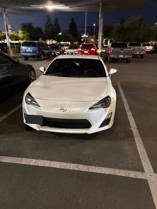 2013 Scion FR-S - Image 3 of 3