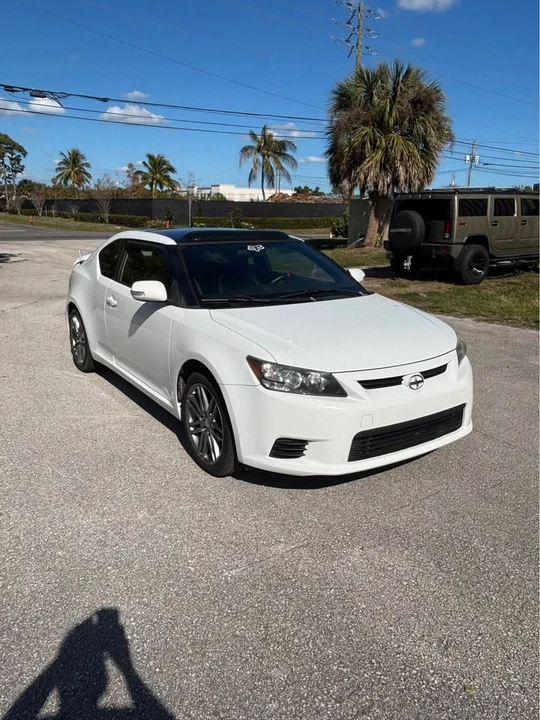 2013 Scion tC - Image 2 of 6