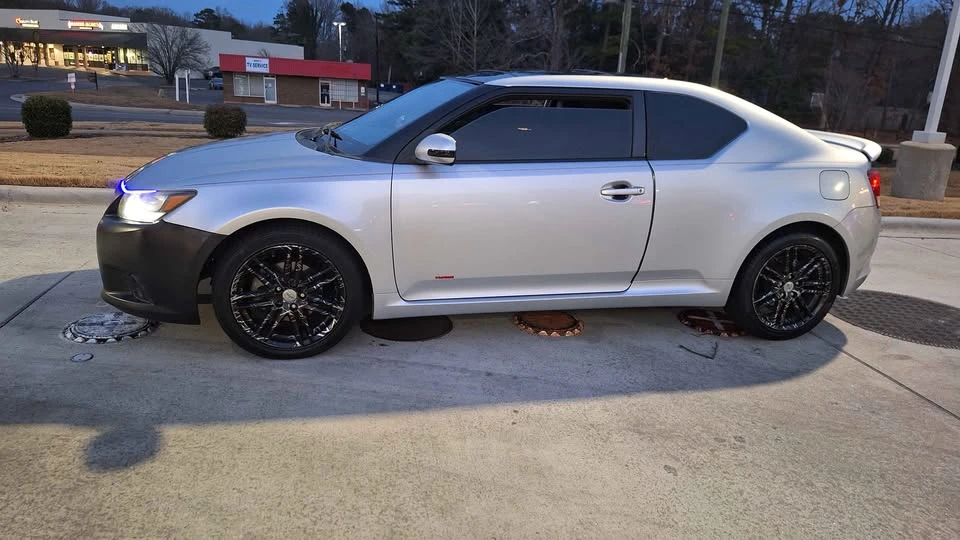 2013 Scion tC - Image 3 of 7
