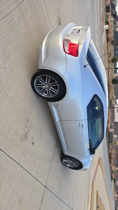 2013 Scion tC - Image 4 of 9