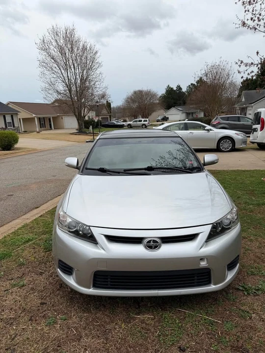 2013 Scion tC - Image 2 of 15