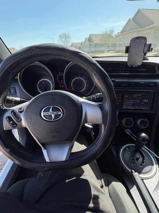 2013 Scion tC - Image 7 of 12