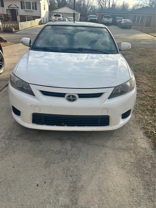 2013 Scion tC - Image 2 of 7
