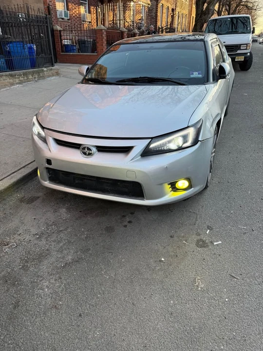 2013 Scion tC - Image 3 of 10