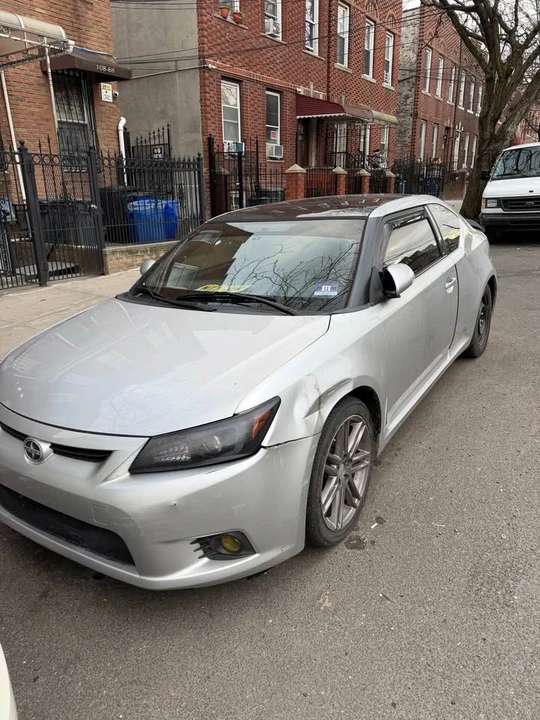 2013 Scion tC - Image 8 of 10
