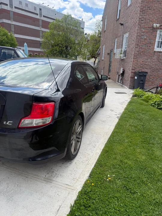 2013 Scion tC - Image 4 of 4