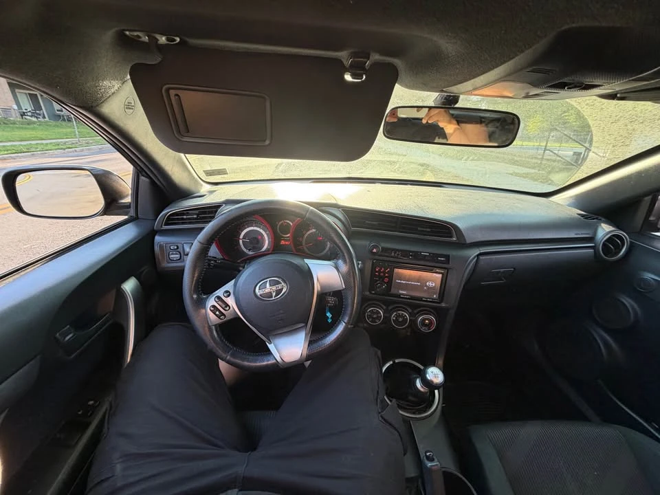 2013 Scion tC - Image 5 of 6