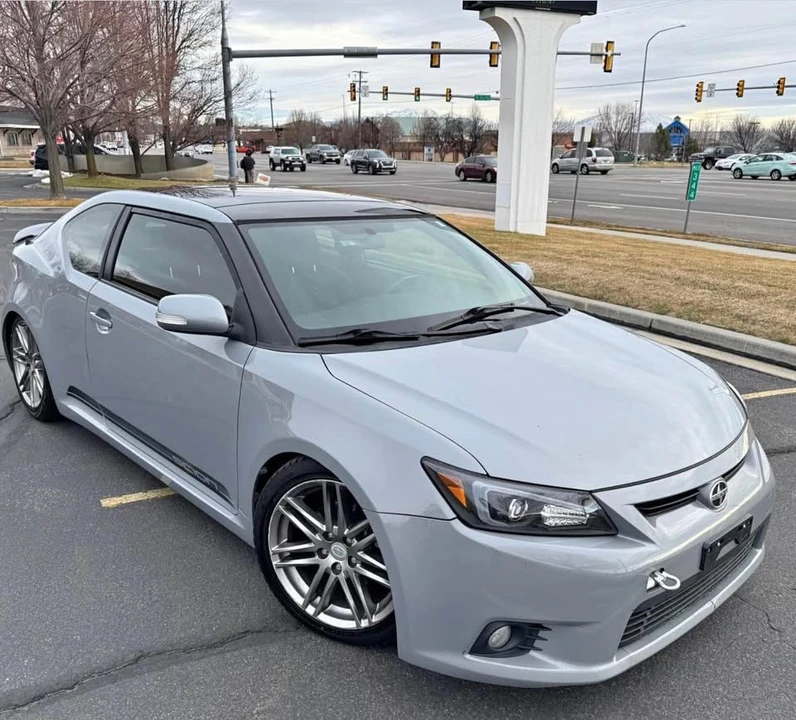 2013 Scion tC - Image 2 of 5