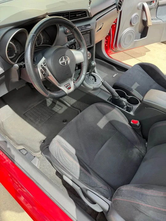 2013 Scion tC - Image 10 of 13