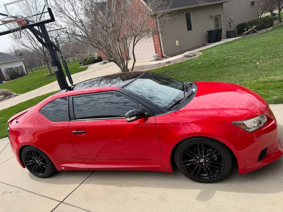 2013 Scion tC - Image 2 of 13