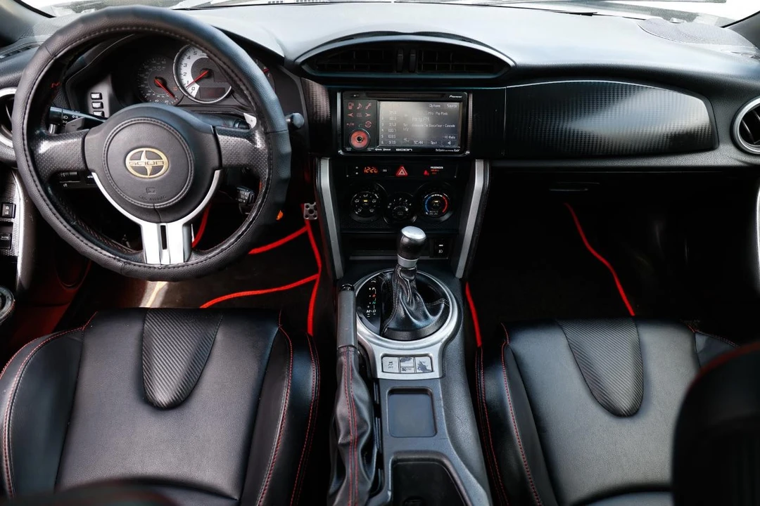 2013 Scion FR-S - Image 2 of 12
