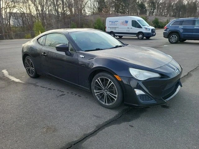 2013 Scion FR-S - Image 2 of 10