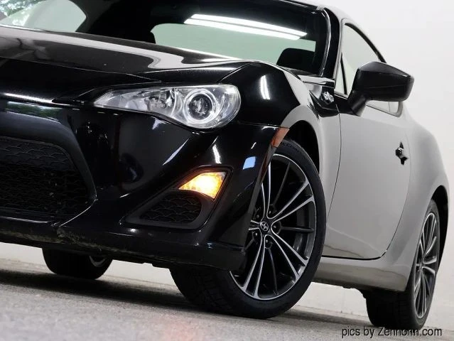2013 Scion FR-S - Image 3 of 31