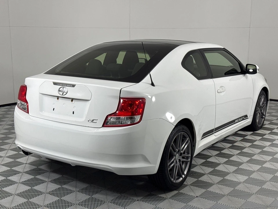 2013 Scion tC - Image 5 of 12
